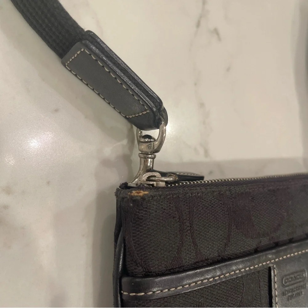 Coach black canvas messenger crossbody bag - Picture 3 of 12